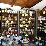 Tenuta Padre Pio 4*