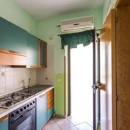 Tenuta Padre Pio アパートホテル ヴィエステ