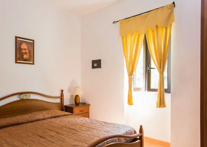 Tenuta Padre Pio 4*