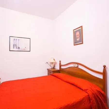 Tenuta Padre Pio 3*