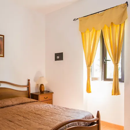 Tenuta Padre Pio 4*