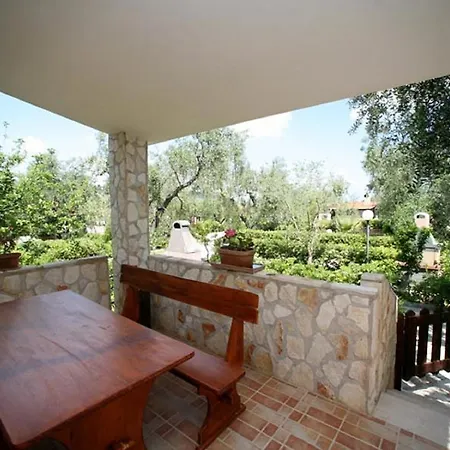 Tenuta Padre Pio 4*