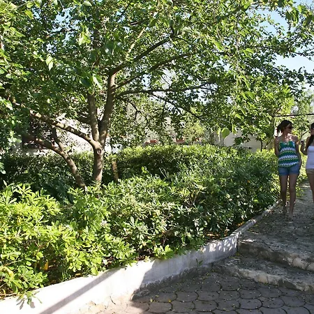 Lägenhetshotell Tenuta Padre Pio